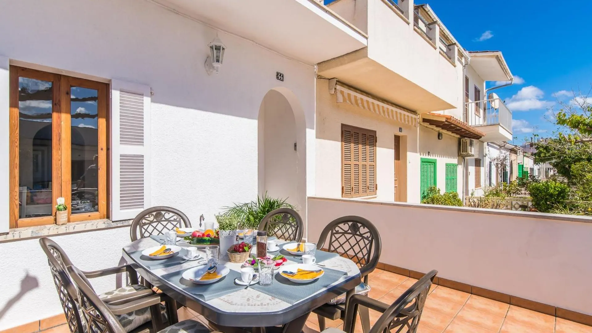 Dom wakacyjny Ideal Retreat For 4 Guests In Can Picafort